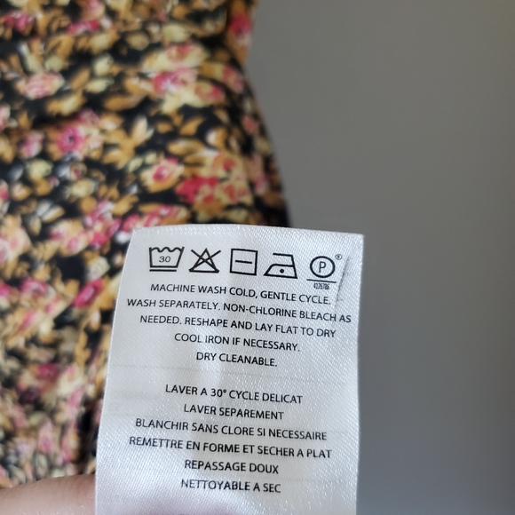 Volcom floral asymmetrical tunic top - Picture 8 of 9